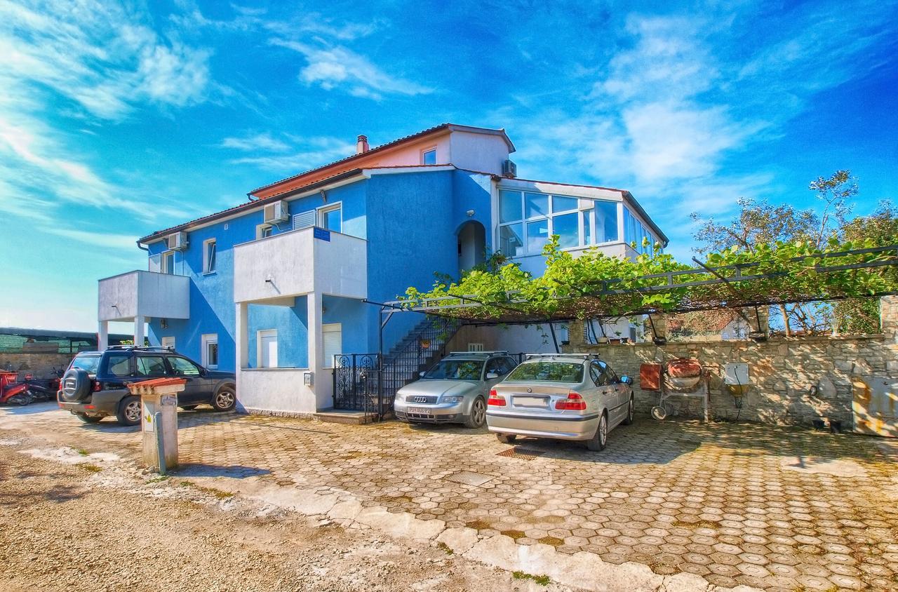 Ivo 1328 Gasthuis Fažana